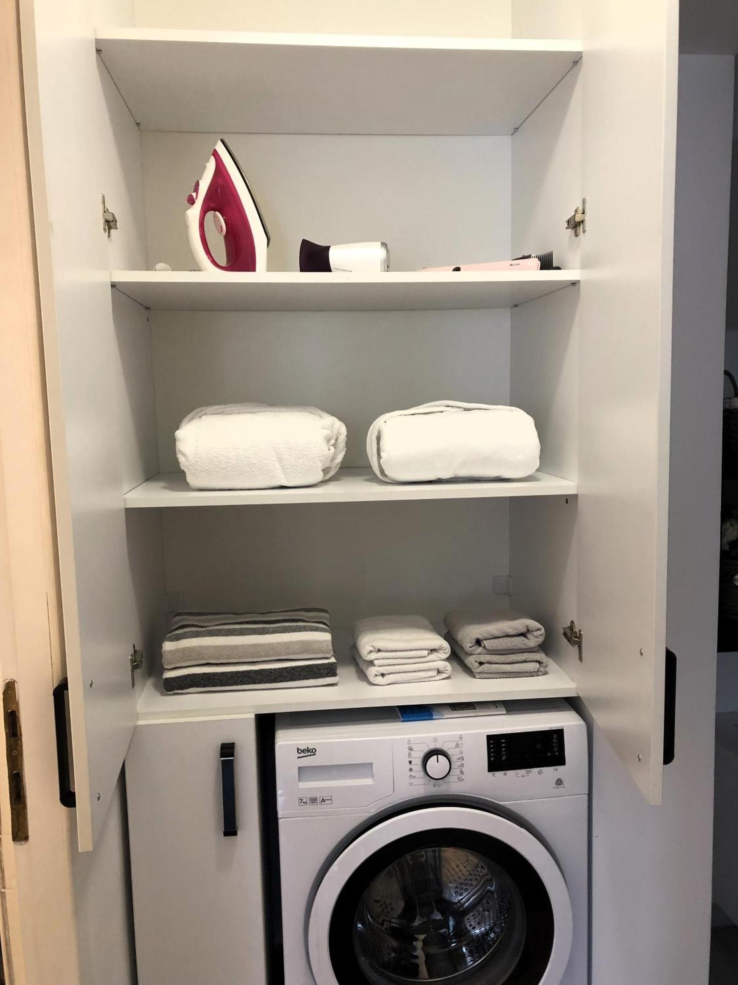 Adrian Home, Central プロイェシュティ エクステリア 写真